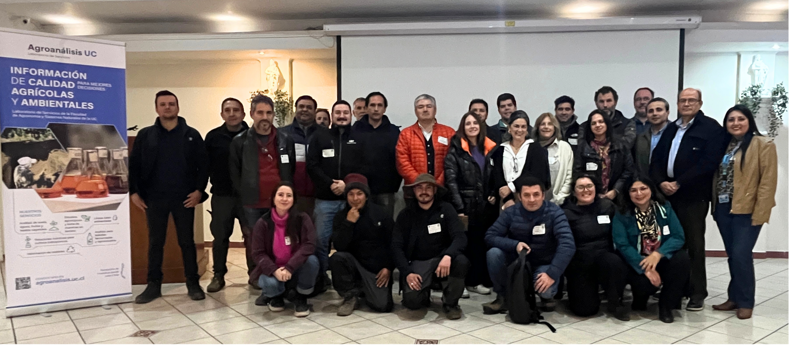 Del conocimiento científico a la práctica agrícola: Agroanálisis UC realiza su primera charla técnica